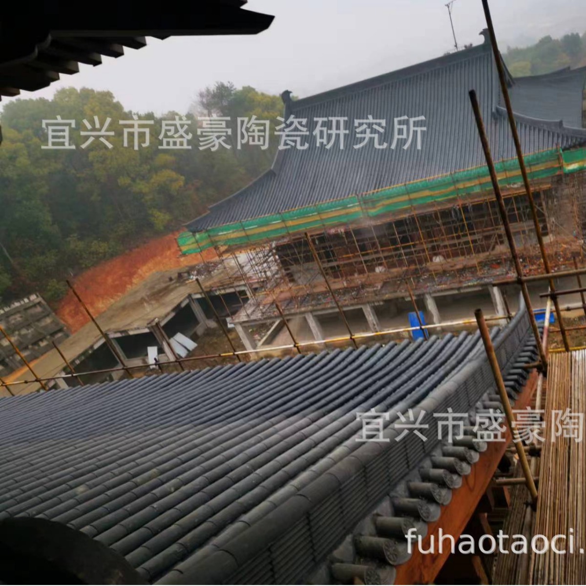 园林琉璃屋面瓦走兽戗脊垂脊正吻套兽鳌鱼雉尾甘蔗脊回纹陶瓦构件