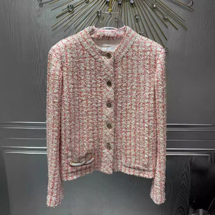 24P�¿�Ů�b�۰׻��ظ�y�A�I�pC�ڴ���Ƭ�ֻ�ë��С���L����Ů