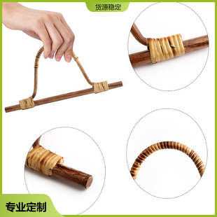 Manufacturer's Classy Professional Customized Retro Rattan Bamboo and Rattan Hanger Style Luggage Hand-Held Fabric Bag Hand-Held Customized Model