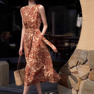 �Wʽ�ŵ��ζӡ���B��ȹ2025�ļ��¿�߼����@��ͨ�ڰٴ����LȹŮ