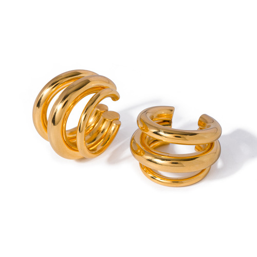 Classic European and American Instagram-style women's minimalist all-match 18K gold stainless steel triple-layer ear clips—elegant, high-end jewelry accessory