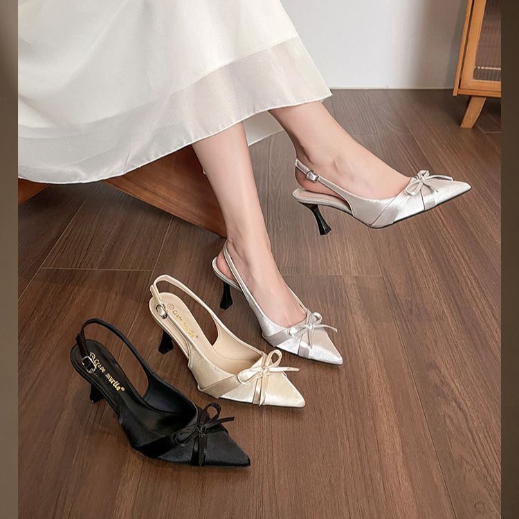 Shoes pointed-toe stiletto heels with bow
