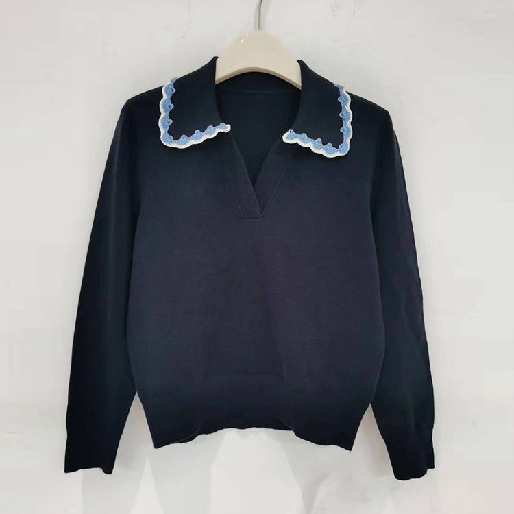Knitted fashionable sweater