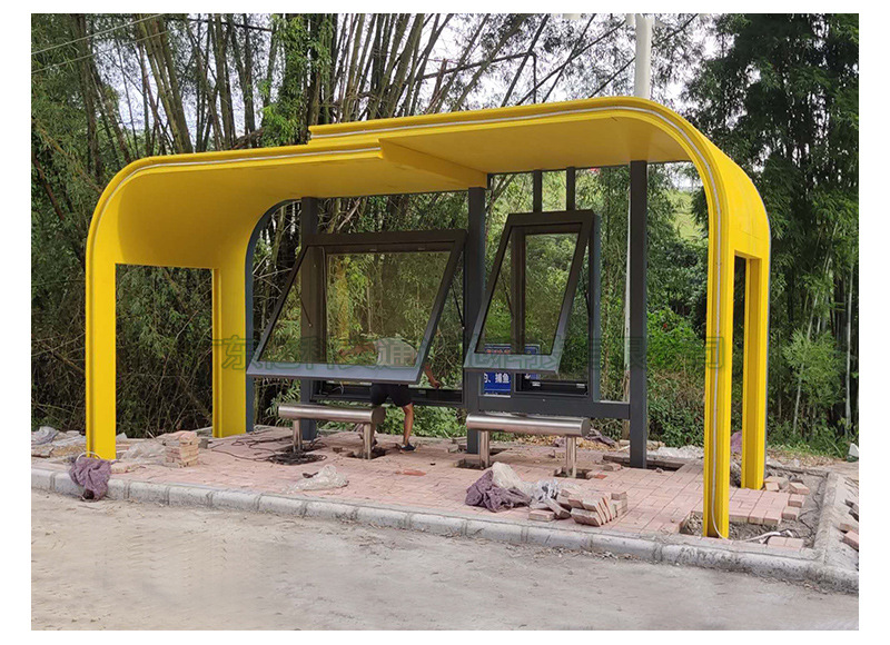 75候车亭公交站台