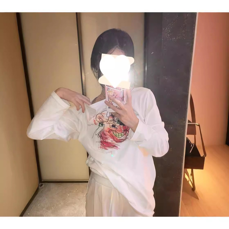 [in stock] VC Angry Hook Bow Four Seasons T-shirt Women's Winter New Round Neck Top