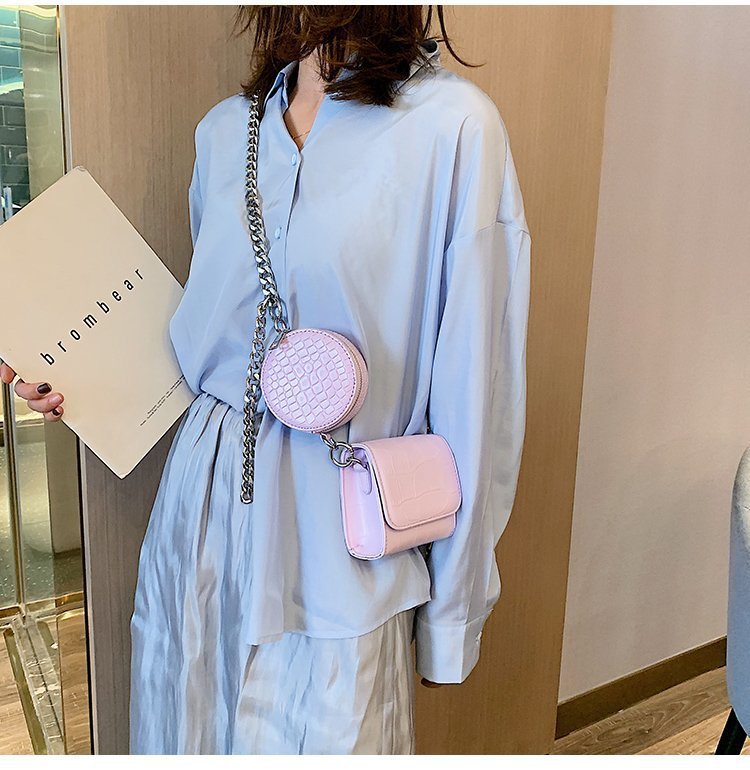 Mujeres Todas Las Temporadas Cuero Color Sólido Estilo Vintage Cuadrado Hebilla Magnética Juegos De Bolsas display picture 1