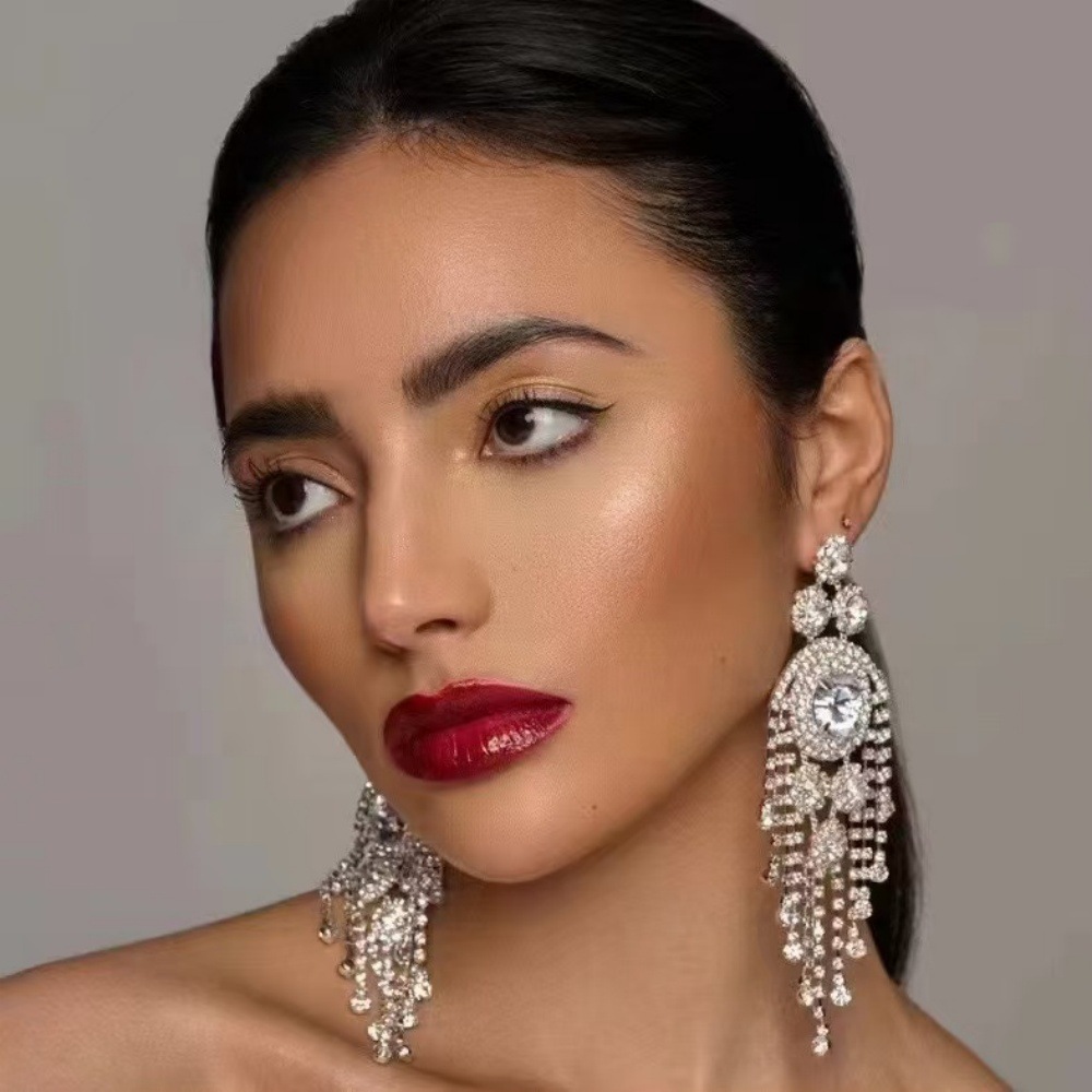 Exaggerated Rhinestone Floral Drop Earrings With Long Tassels_voghion.com
