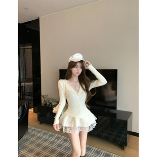 法式純欲甜辣妹杏色蕾絲拼接領假兩件針織上衣+蓬蓬短裙套裝女