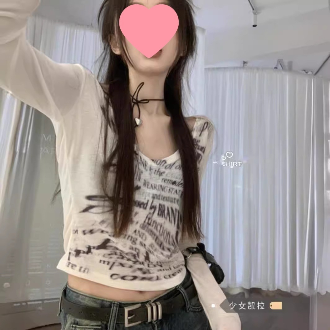 American-style hot girl long-sleeved t-shirt for petite women, spring and summer inner layer base shirt, slim fit design, short crop top