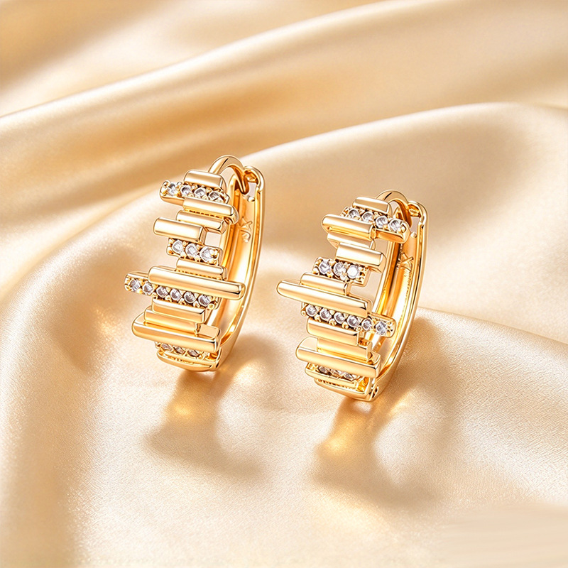 Pendientes de Aro con Zirconia de Aleación de Cobre Bañado en Oro de 18K