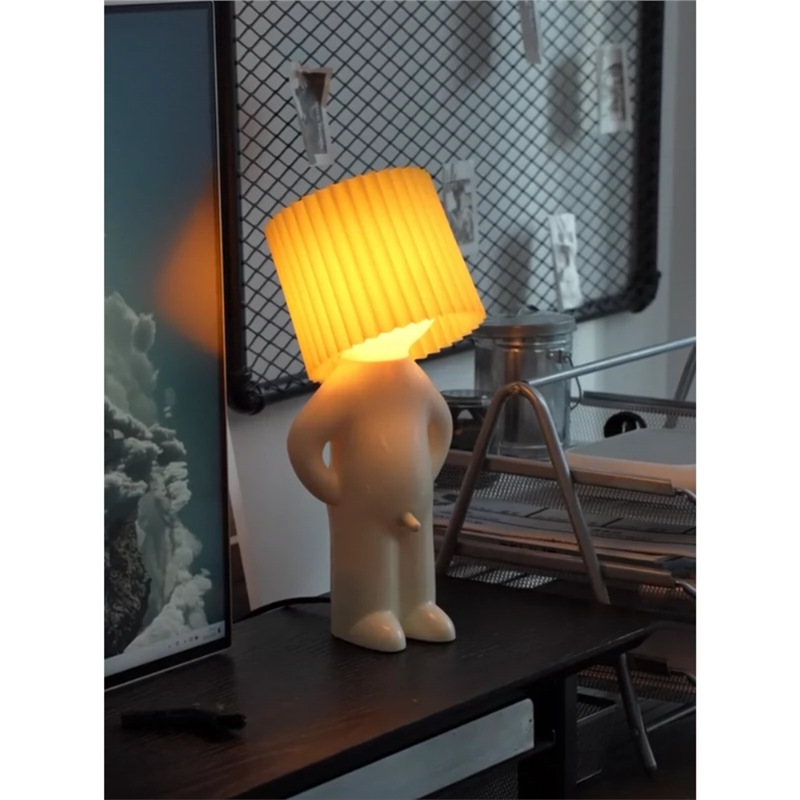 Niño tímido pequeño lámpara de escritorio un poco tímido lámpara de noche retro cabezal de cama pequeña luz de atmósfera creativa extraña perilla de cumpleaños