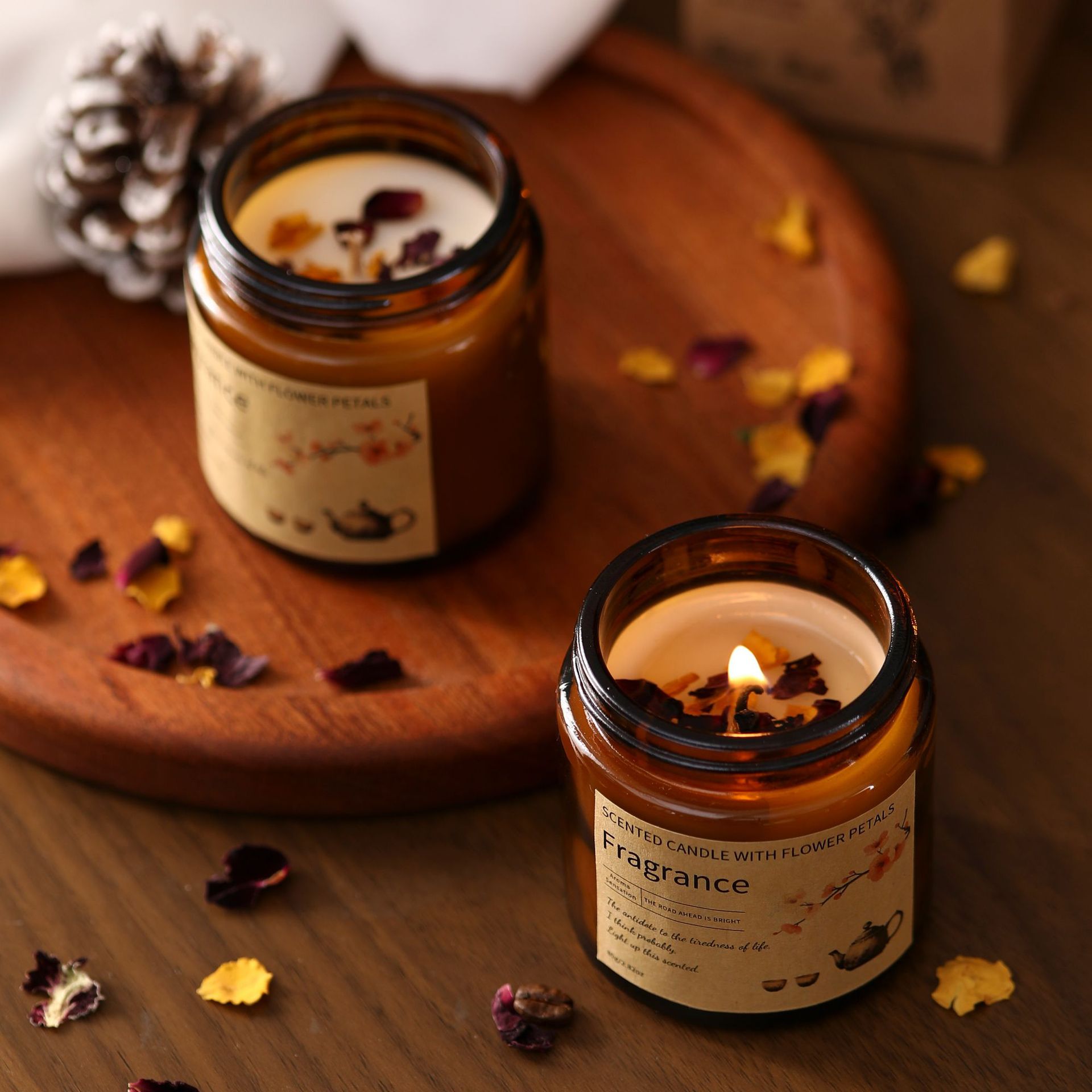 pétalos botella marrón taza de cera de banana cera de soja al por mayor plantas caseras cera de soja aceites esenciales ahumantes fragancia vela regalo de mano