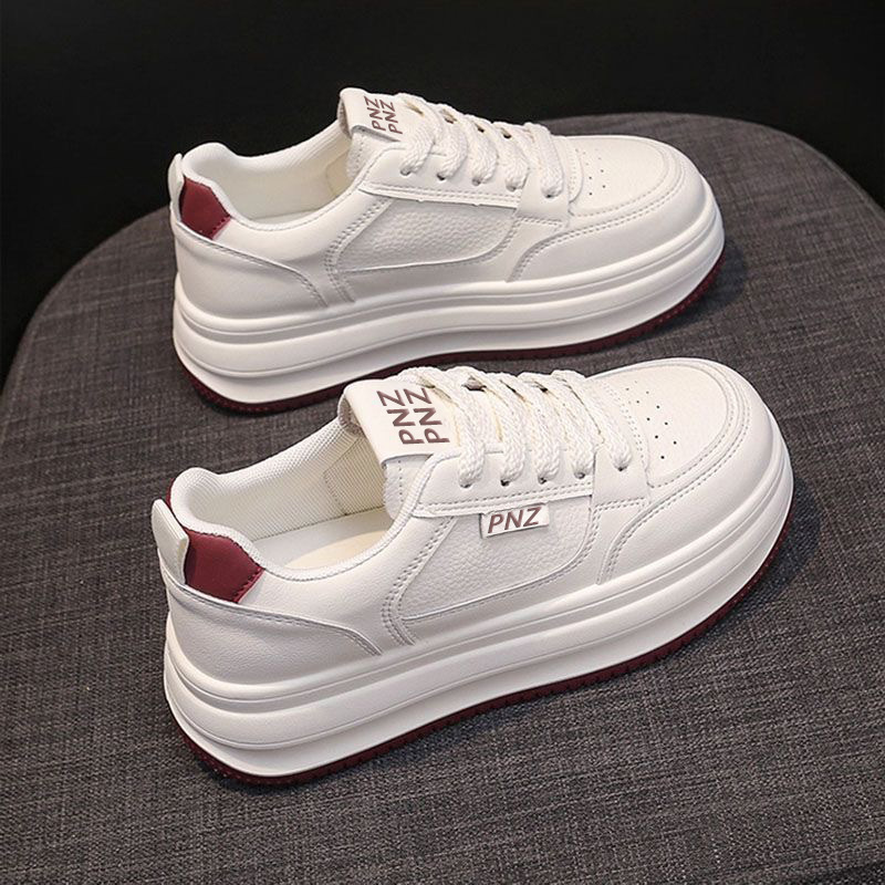 Zapatos blancos de suela gruesa para mujeres 2025 nuevos muffins de otoño zapatos deportivos transpirables para estudiantes casuales con suela suave aumentando la altura de los zapatos de skate image 8