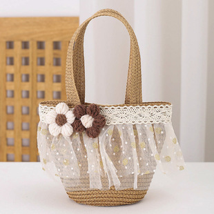 Summer Kidsren's Handbag 2025 New Straw Bag Princess Cute and Stylish Mesh Flower Little Girl Crossbody Bag