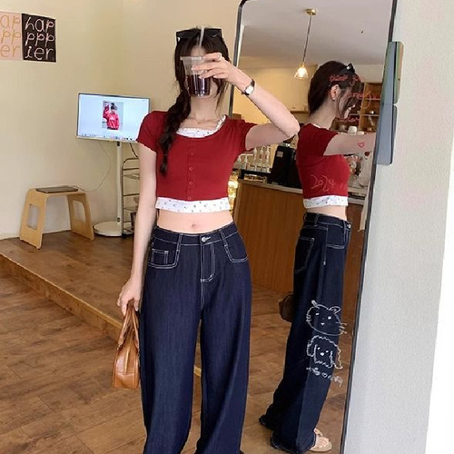 Sweet and spicy small floral front shoulder short-sleeved t-shirt women's summer 2025 new front shoulder fake two-piece slim slimming short top