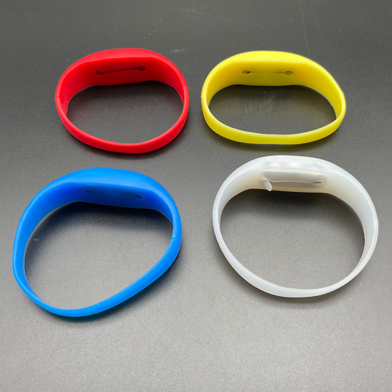 演唱会晚会助威道具全硅胶发光手环按键硅胶led闪光手环现货批发