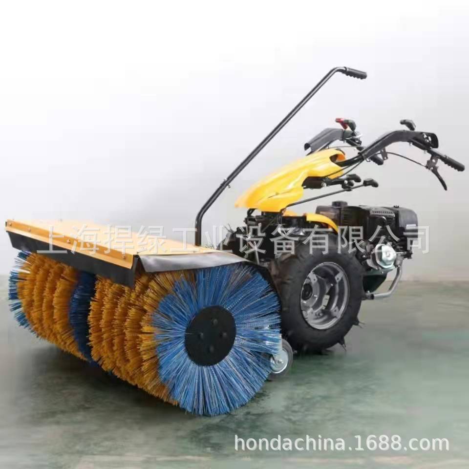 捍绿除雪机6.5马力15马力小型滚刷清雪机物业大棚鱼塘用扫雪机