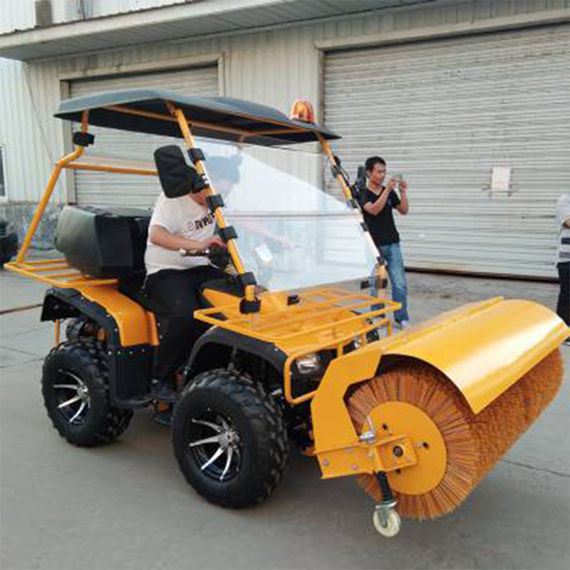 小型电动自行走清雪机多功能驾驶式除雪机 积雪滚刷驾驶式扫雪机