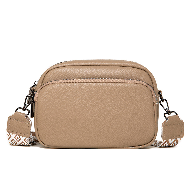 Bolso de mujer de cuero genuino transfronterizo de DENK 2023 nueva bolsa de mensajero de hombro de nicho de moda primera capa de piel de vaca pequeña bolsa cuadrada