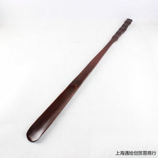 Solid Wood Shoehorn with Long Handle for Home Use, a Shoe-Wearing Tool for Pregnant Women, Extended Handle for Elderly People to Put on Shoes Without Bending over