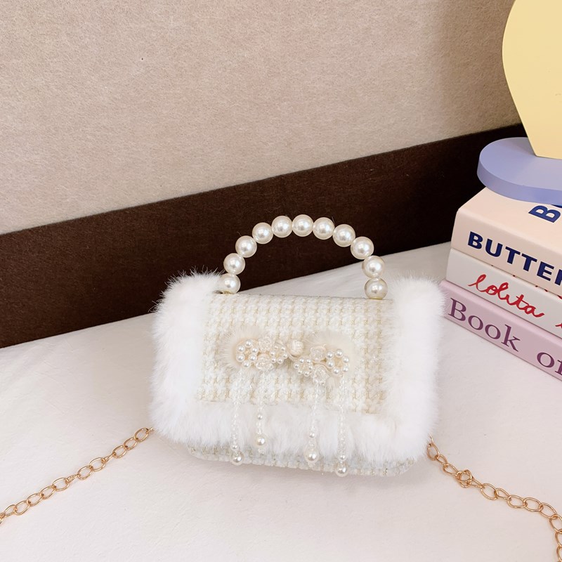 2025 bolsos de Año Nuevo para niños bolsos de perlas princesa de estilo cuadrado bolsos de hombro de cadenas de peluche niñas