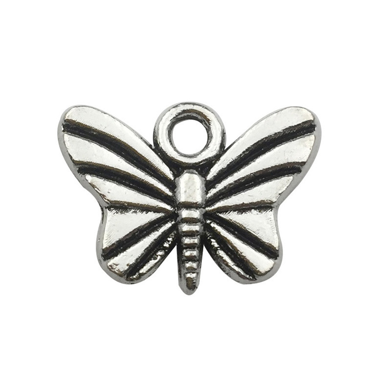 Venta transfronteriza de colgante de aleación de plata Xizanga con forma de mariposa, hecho a mano, para collar, pulsera, accesorio de joyería, venta al por mayor.
