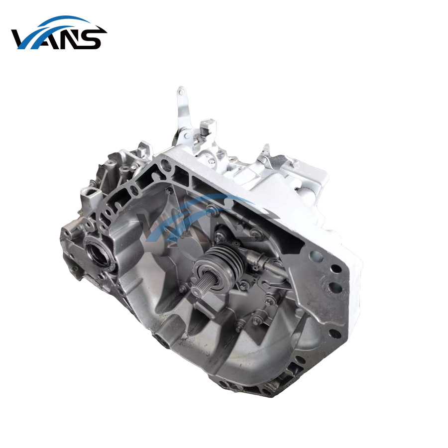 Adecuado para Sylphy 1.5 Liwei 1.6 Tiida HR16 Kaichen D50 Tiida NV200 Caja de cambios manual