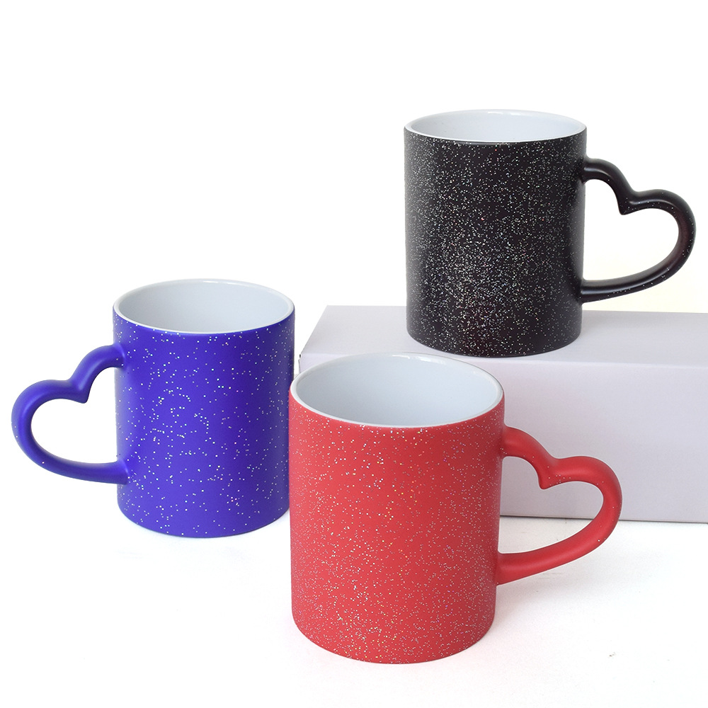 �ǿձ�ɫ����תӡ��ɫ�����ΰ��ֱ���Ϳ��������˱�����ͼƬLOGO