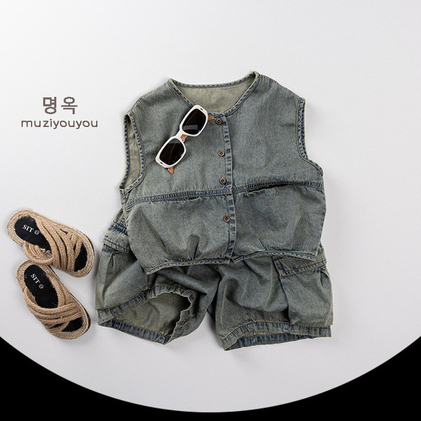 Children's denim skirt