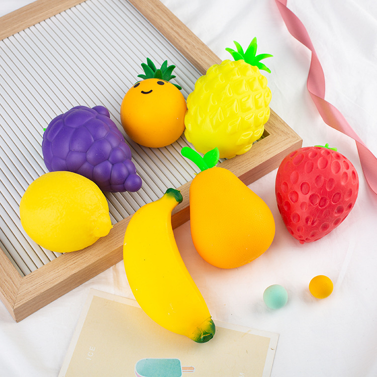 Banana strawberry simulation fruit and vegetable decompression small fruit beads ball vent squeeze pinch music children decompression play Banana strawberry simulation fruit and vegetable decompression small fruit beads ball vent squeeze pinch music children decompression play