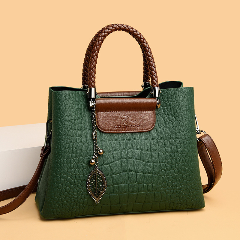 Cross-border 2023 new Korean style women's portable shoulder messenger bag casual large capacity multi-pocket bag hot selling mom bag Cross-border 2023 new Korean style women's portable shoulder messenger bag casual large capacity multi-pocket bag hot selling mom bag