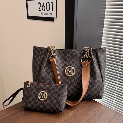 Unique Design Large Capacity Bags 2026 Summer New Trend Women's Minimalist Shoulder Tote Bags Unique Design