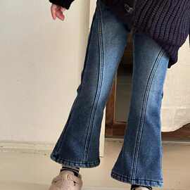 女童冬季微喇牛仔裤加绒加厚2025新款一体绒百搭长裤冬装儿童潮流