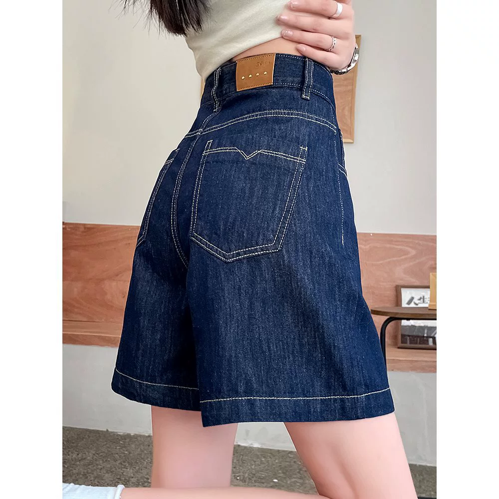 Темно-синие джинсовые шорты для женщин летом, тонкий стиль, контрастный цвет, дизайн верхней строчки, свободные четырехточечные невыцветающие шорты.