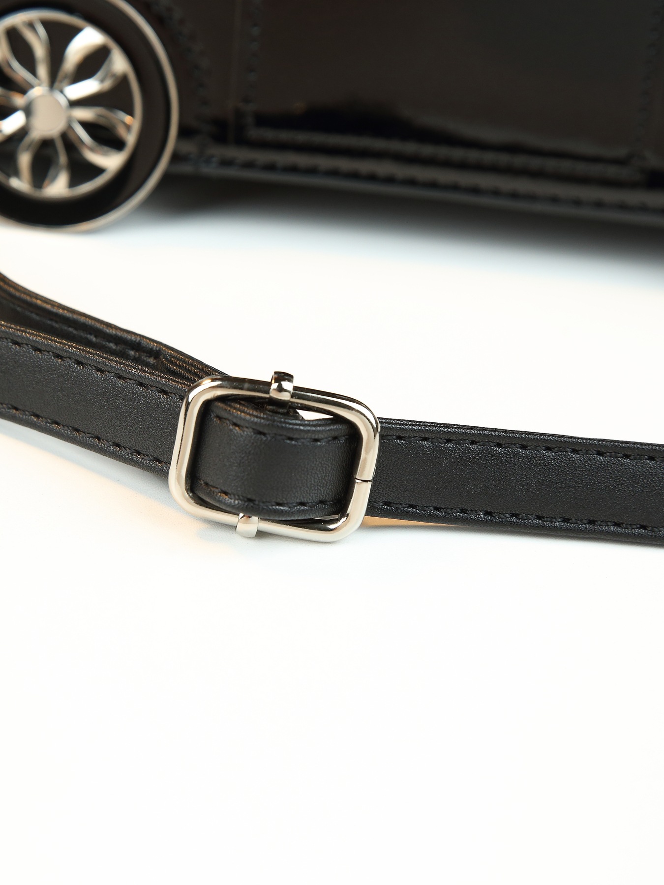 Trendy schoudertas in offroad voertuig design tas voor dames_voghion.com