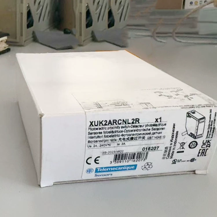 XUK2APANL2R/XUK2AKSNL2T/XUK2ARCNL2R Датчик Schnee/De, новый, оригинальный, аутентичный