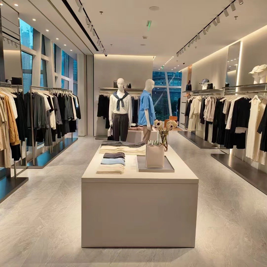 品牌服装展示台陈列货架中高档品牌店展柜展厅设计货柜道具制作