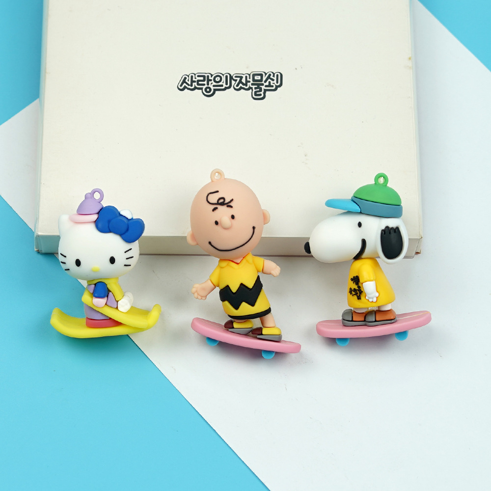 New Cartoon Snoopy Large DIY Creative Doll Machine Points Redemption Premium Small Gift Wholesale