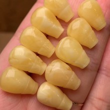 天然蜜蜡俄料精工三通 形状非常漂亮 蜡质饱满 鸡油黄 纹路妖孽W