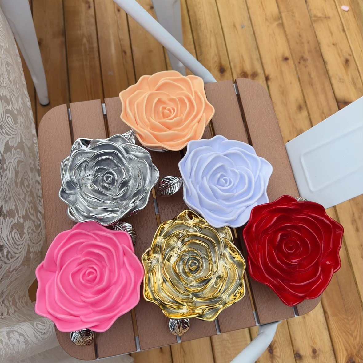 Elegant and stylish rose, versatile for autumn and winter, a box bag with a niche design and a sense of sophistication, a hand-held crossbody bag for dinner parties full figure