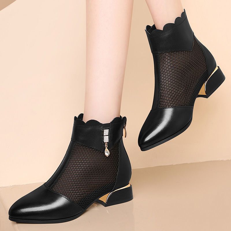 Botas de malla de cuero suave 2026 nueva primavera y verano transpirable tacones bajos suaves antideslizantes sandalias de tacones gruesos para mujeres