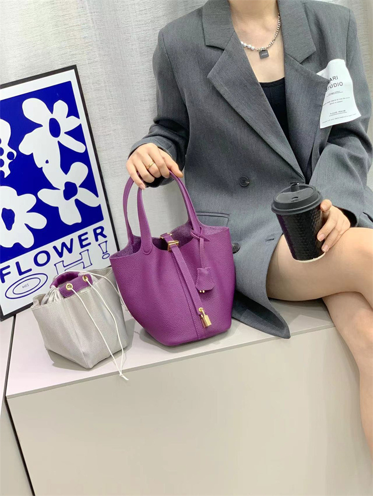アネモネ紫