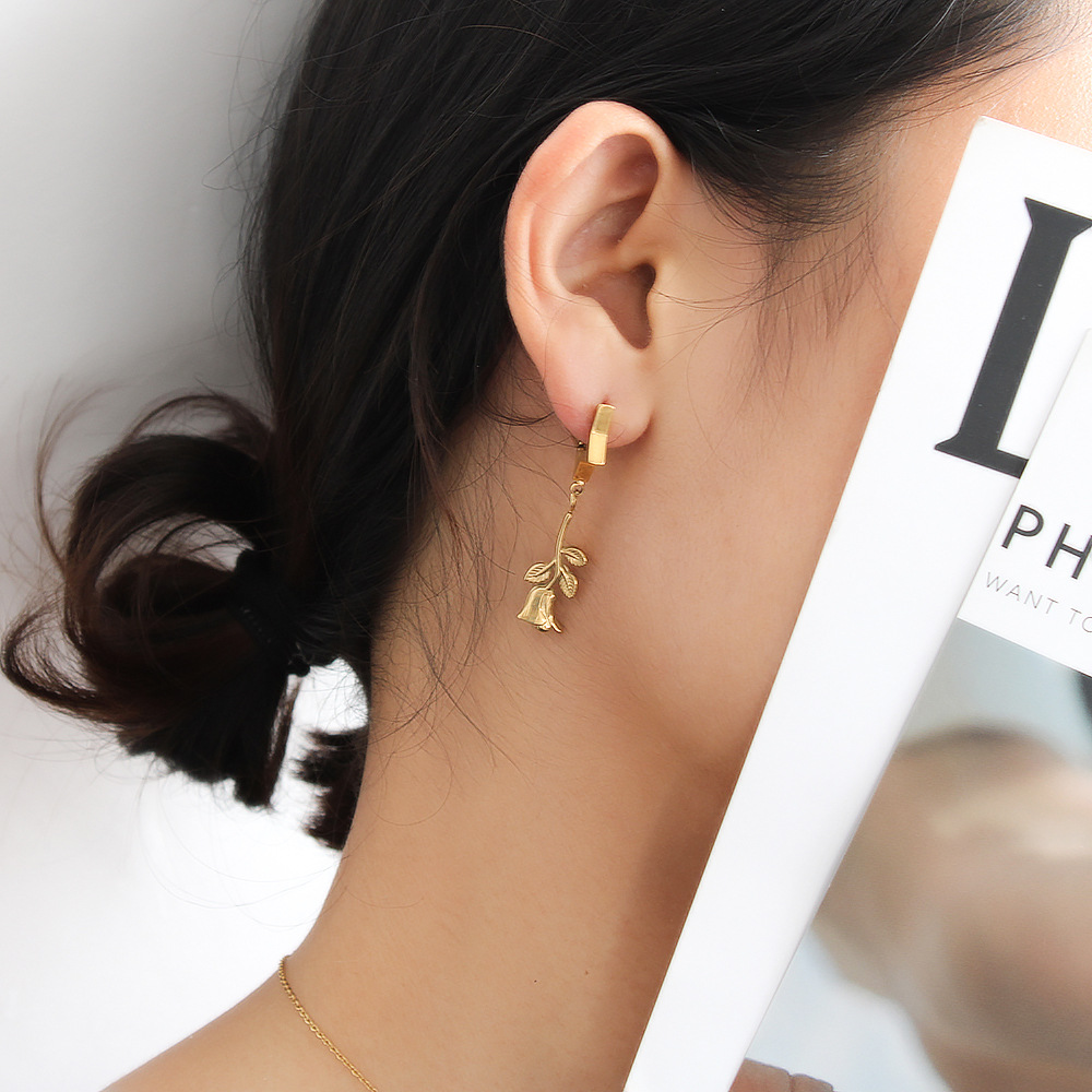 15g Weight Gold Plated Plating Fashion Rose Stainless Steel Gold Plated Earrings 1 Pair 无