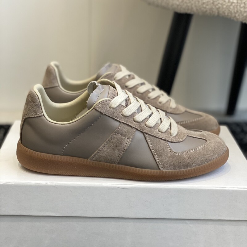 In-Stock Margiela Replica Training Sneakers Versatile Retro Casual Round-Toe Soft Sole Comfortable Women's Shoes