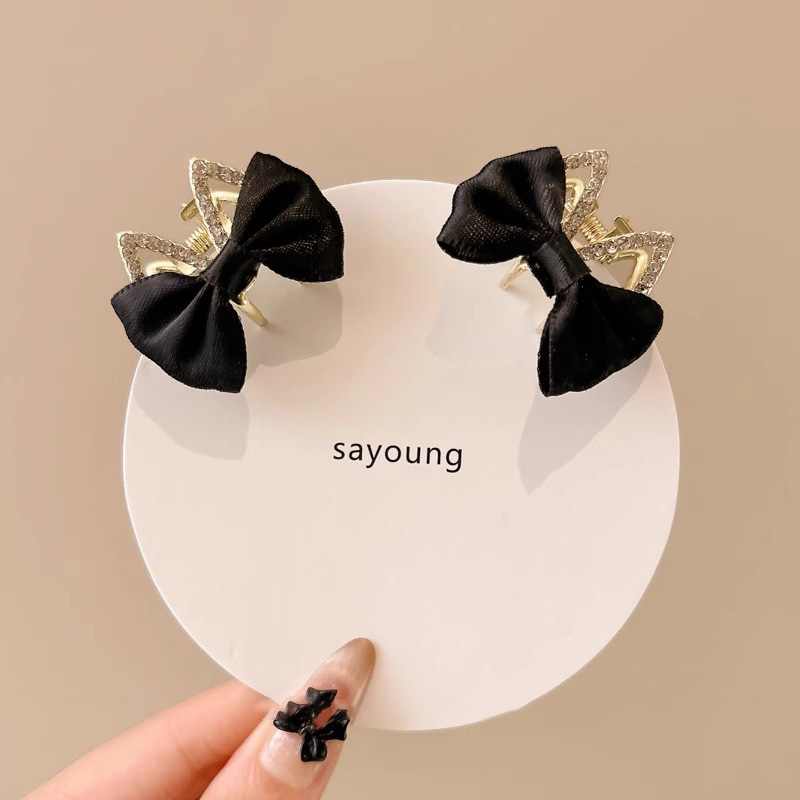 Princesa cabeza de arco clip de agarre para mujeres de alto nivel sensible cara pequeña clip de cabello lateral franja pequeña clip de tiburón clip de cabello tocado