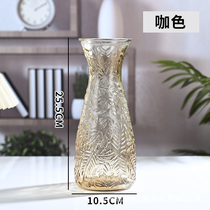 커피색