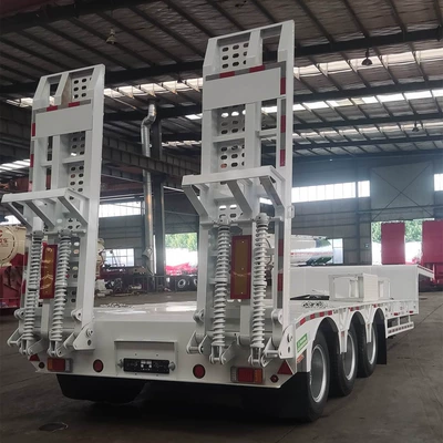 Ağır yük qoşquları equipment transportation, three-axle ladder-type