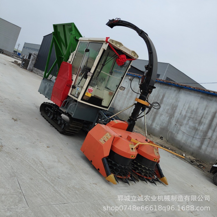 履带式圆盘青储机小型牧草秸秆粉碎一体机厂家直发青贮青储机厂家