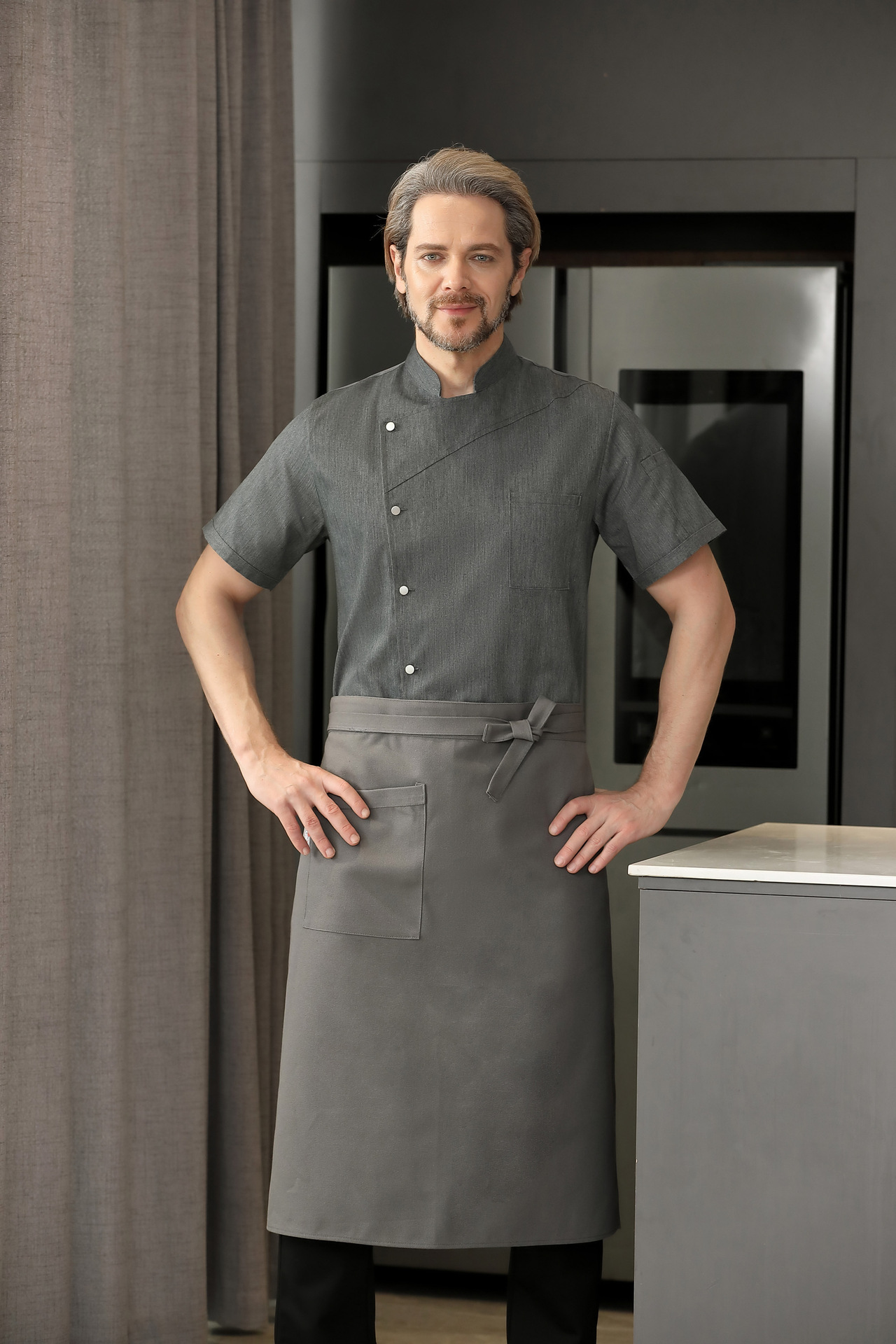 灰色西餐厅厨师服 后背透气网短袖 后厨主管工作服可绣字印logo