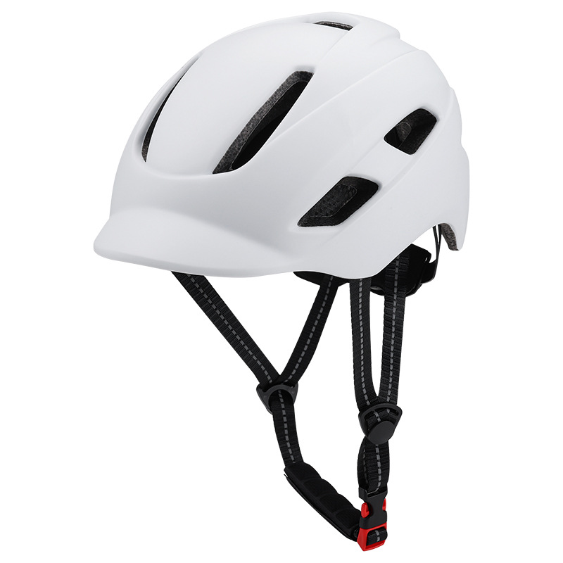 Transfronterizo nuevo casco integrado montar en bicicleta equipo casco hombres y mujeres tapa protectora casco con luz trasera